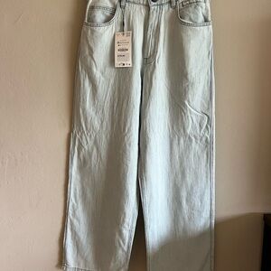 NWT- Zara Wide Leg Blue Jeans US29